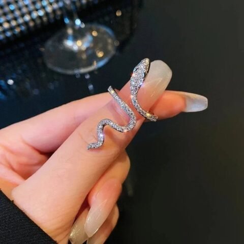 New Sliver Color Cubic Zirconia Snake Ring for Women Fashion Open Adjustable Finger Rings Party Wedding Statement Jewelry Gifts